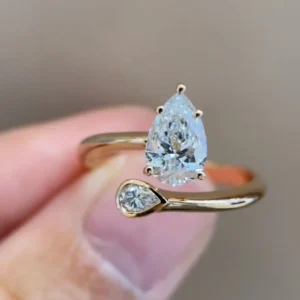18K Rose Gold Teardrop Diamond Ring