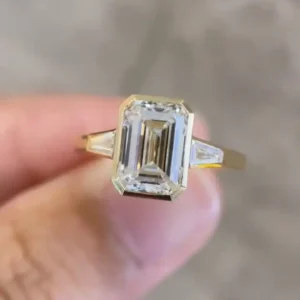 18K Yellow Emerald Cut Diamond Ring