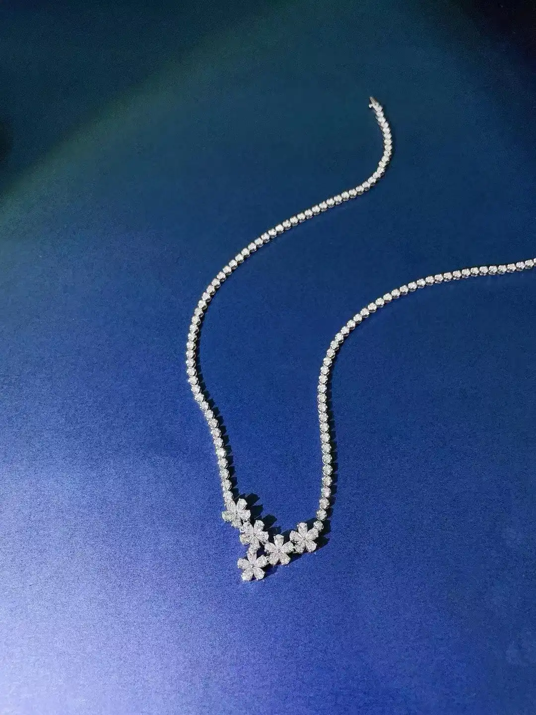 18K Cultured Diamond Full-Bezel 5 Flower Necklace - Image 2