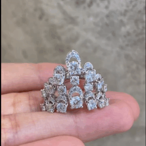 A crown that GRAFF can hold in hand